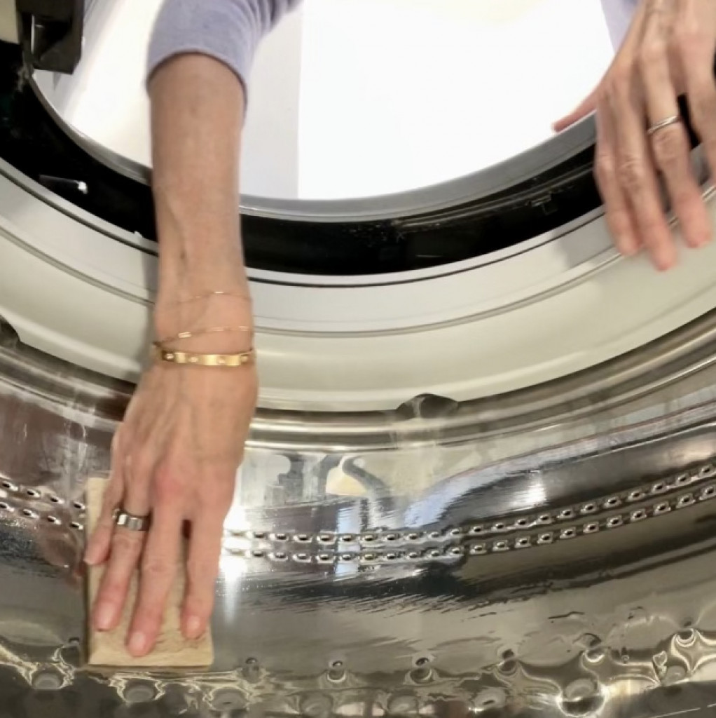 Smelly washing machine hack