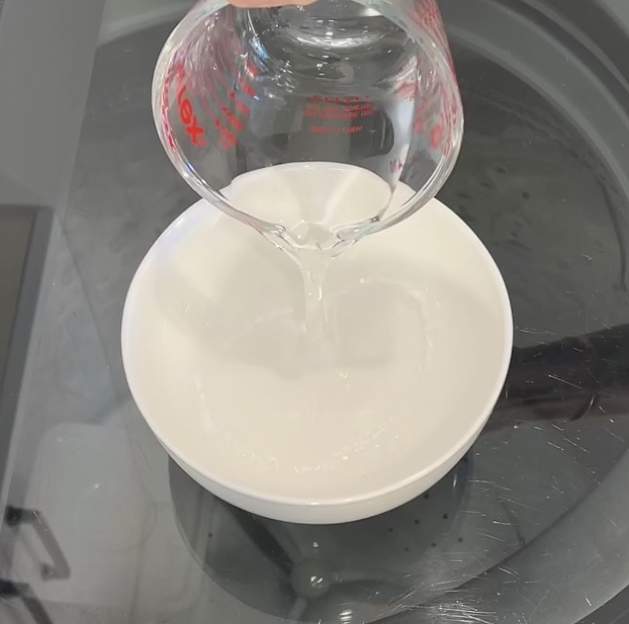 Eliminate Washing Machine Odor with a Fresh Start