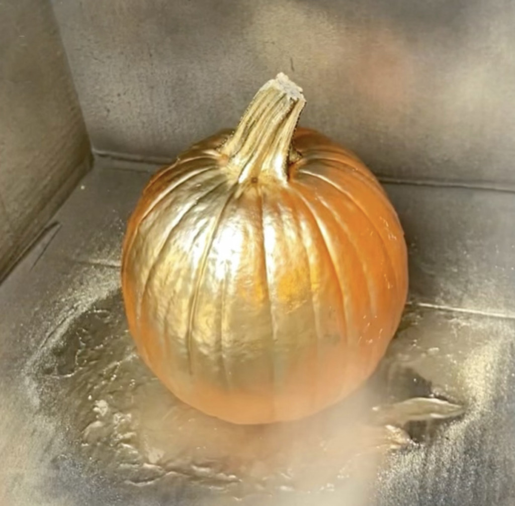 An Easy Hack for Gorgeous Fall Porch Pumpkins