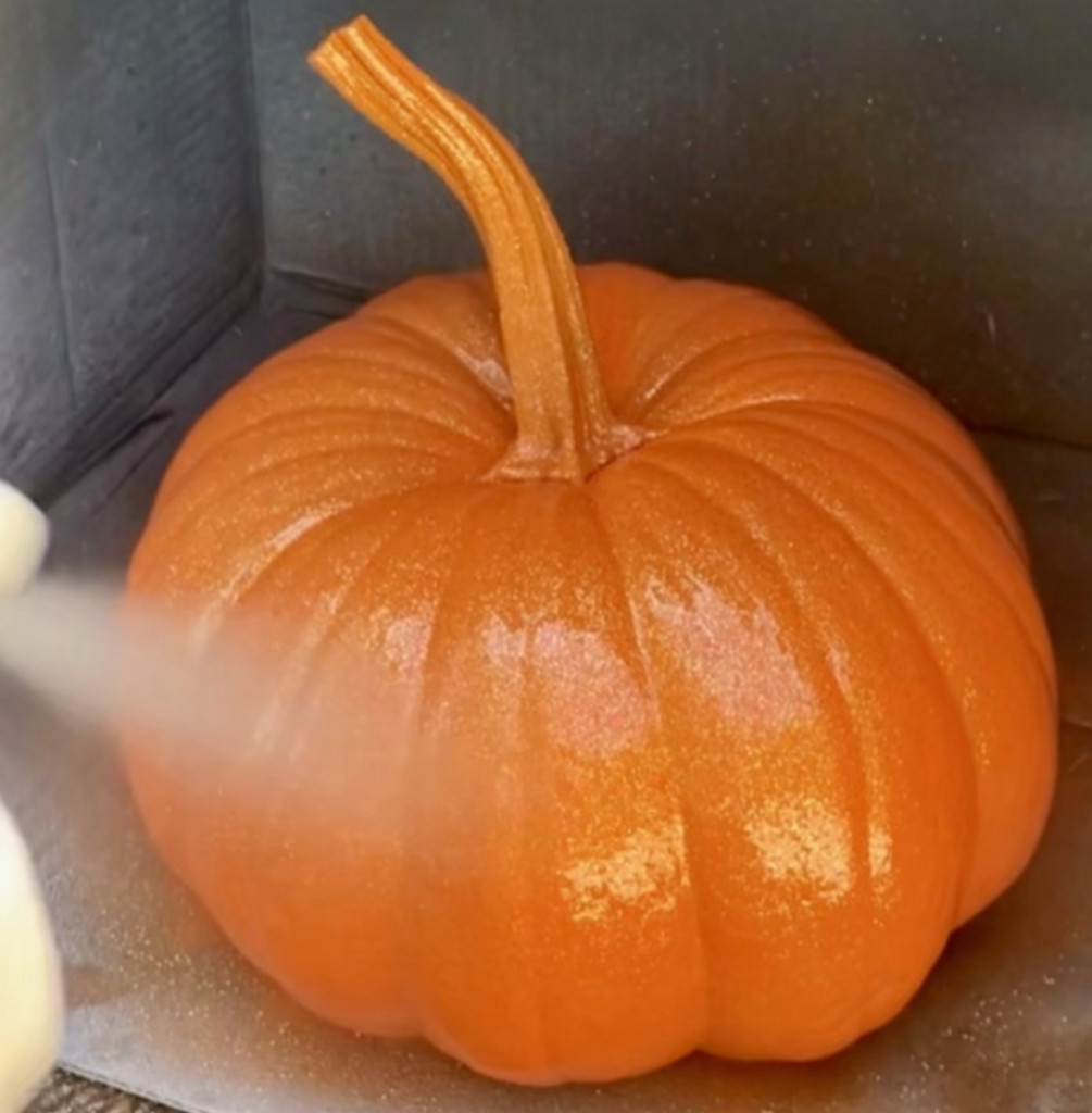 An Easy Hack for Gorgeous Fall Porch Pumpkins