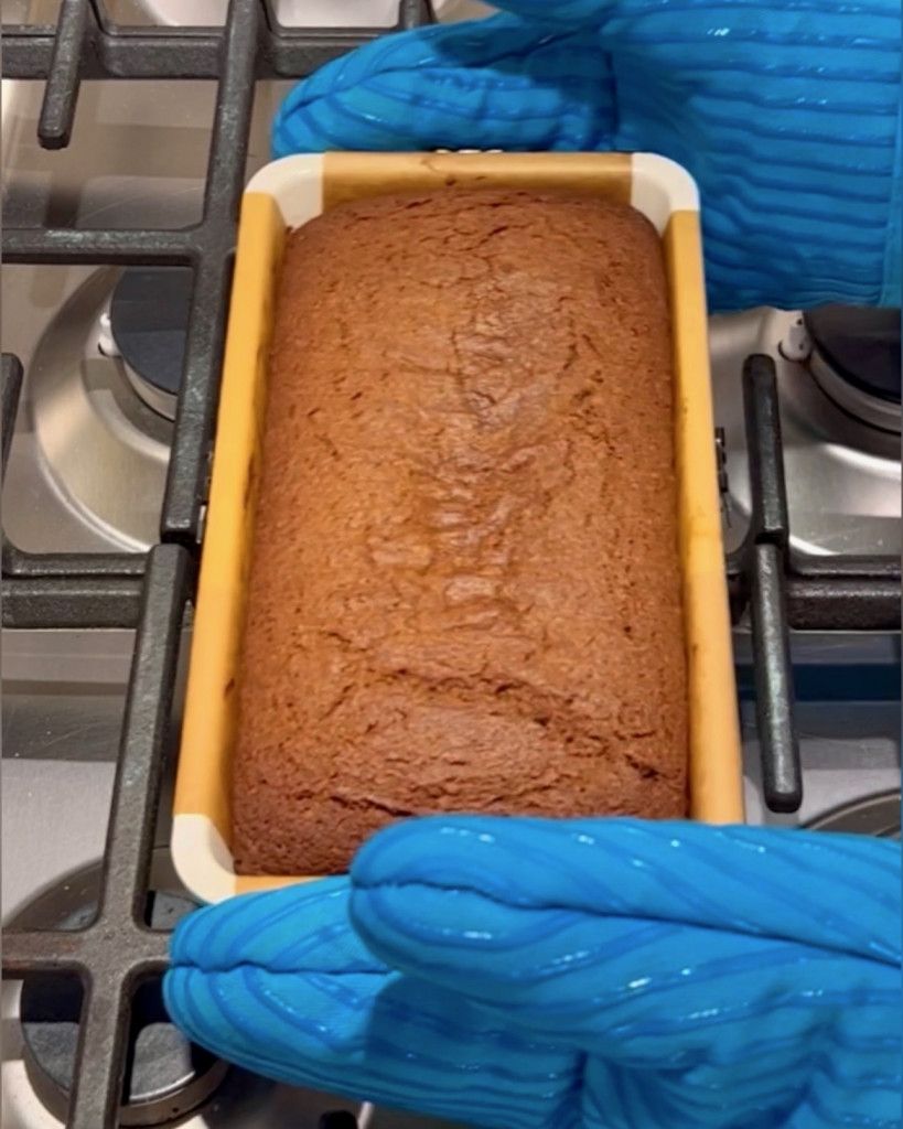 gingerbread loaf