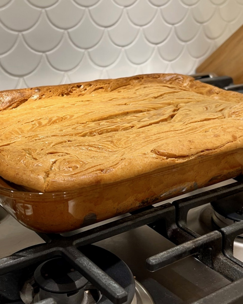 gingerbread cinnamon roll 